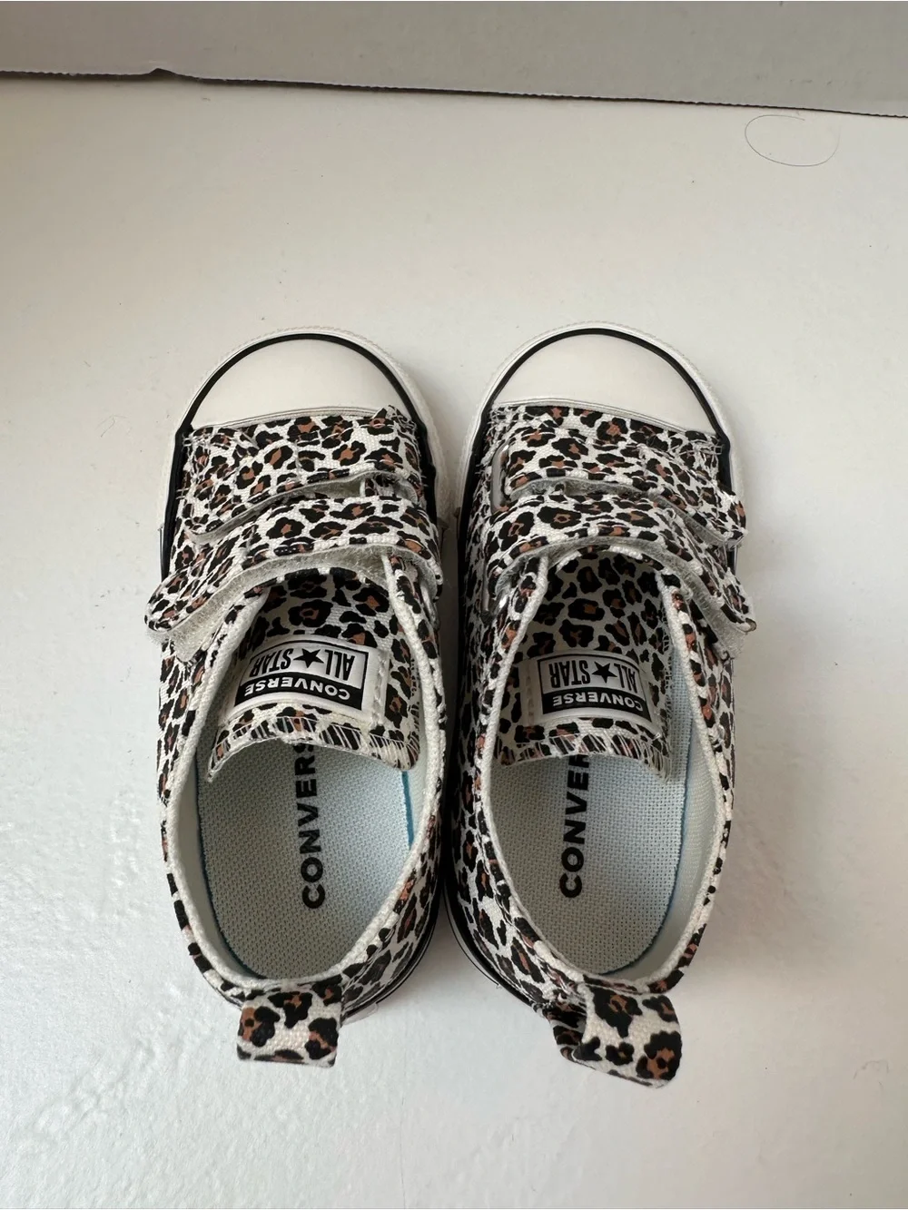 Girl’s Converse Leopard Print Sneakers